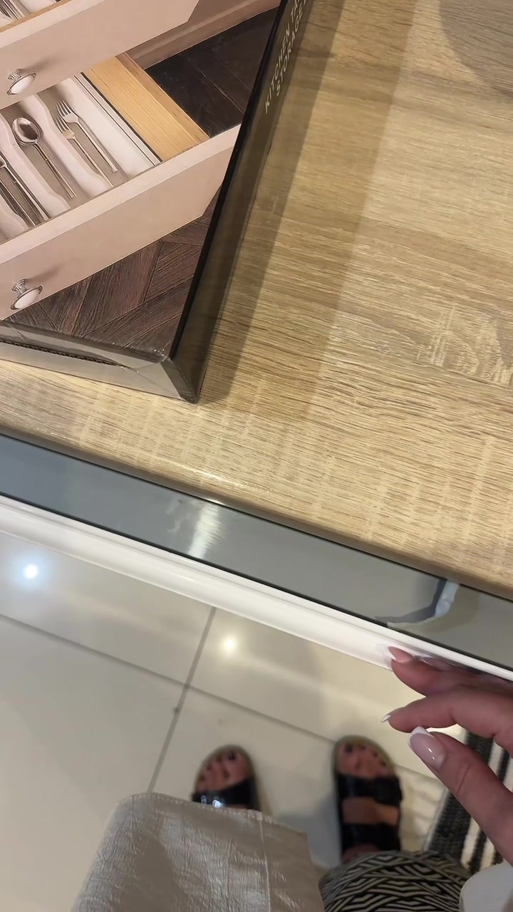 @caroline._.jamess