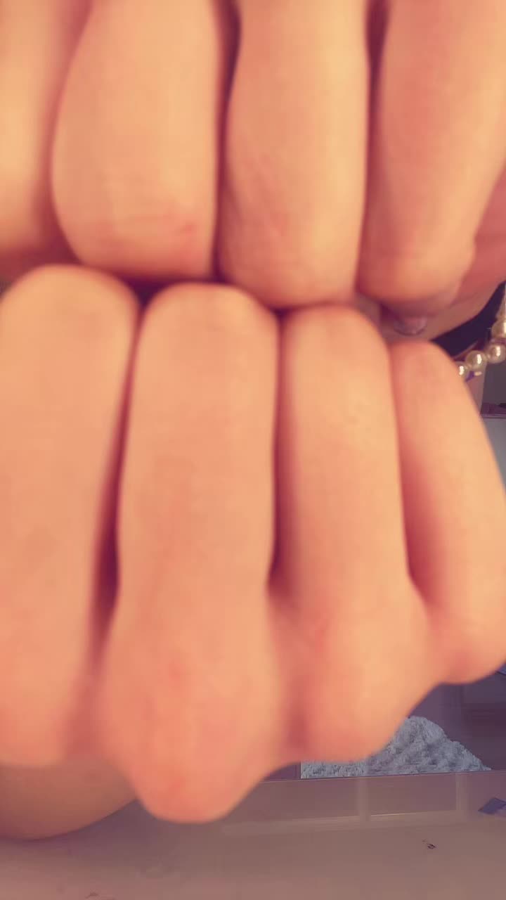 @<3