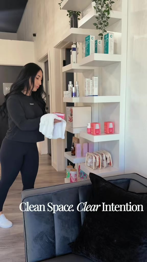 @MavenBeauty_Az