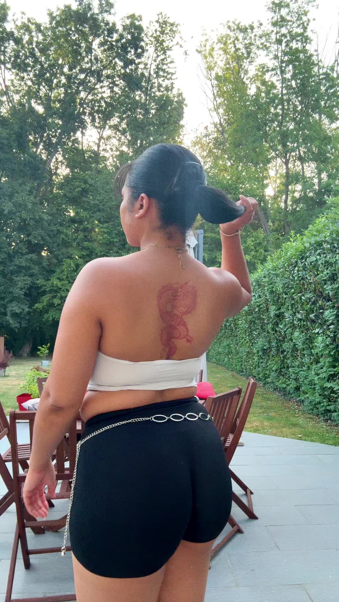 @LaSorciere 🧜🏼♀️💀