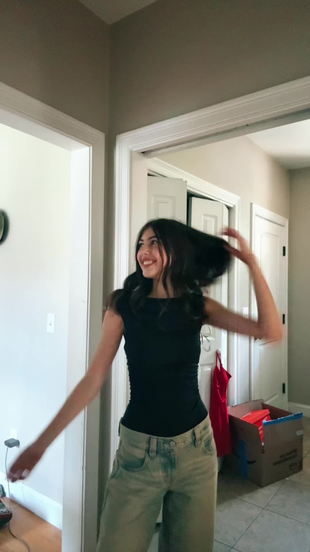 @🌊🧚♀️🌺Tasha🦈🌞🛍️
