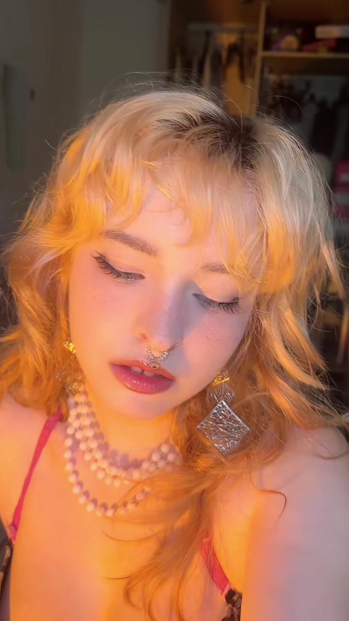 @The_amazing_FoxaLina 🍒