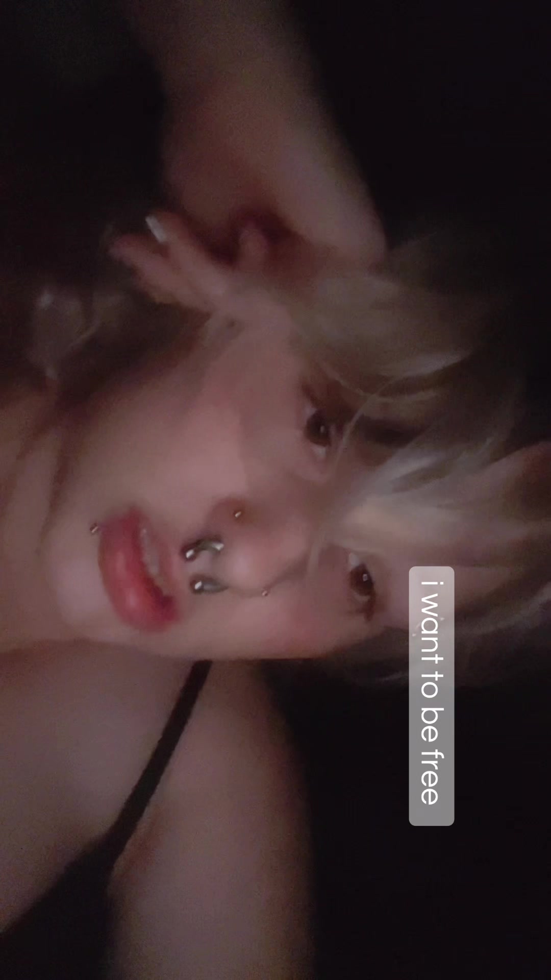@(stella) not underboob