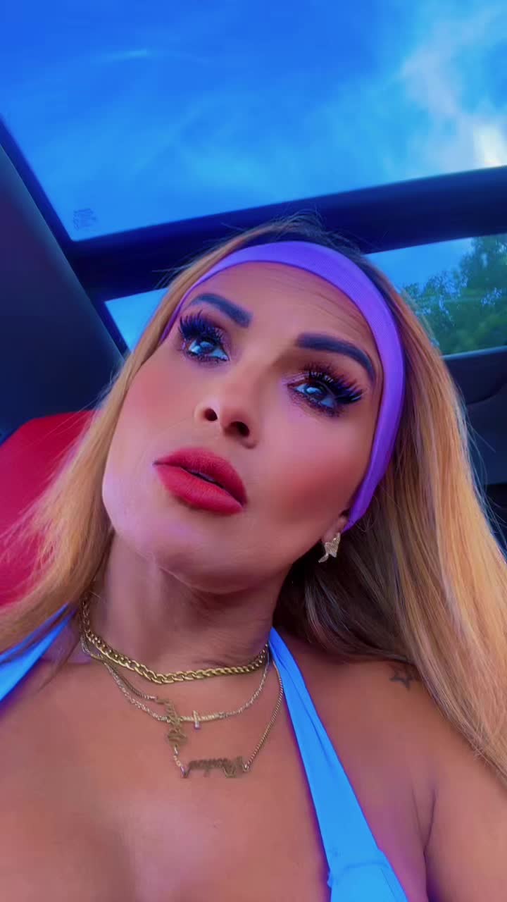 @Piedad  la  Diva