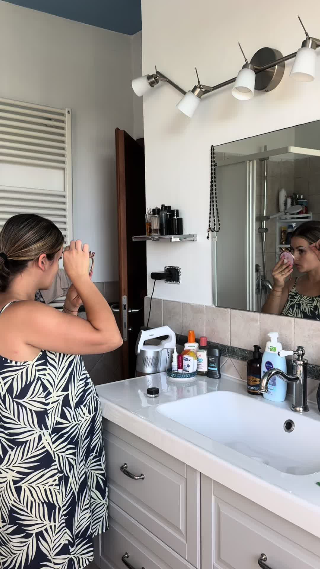 @ParintiiluiLiam