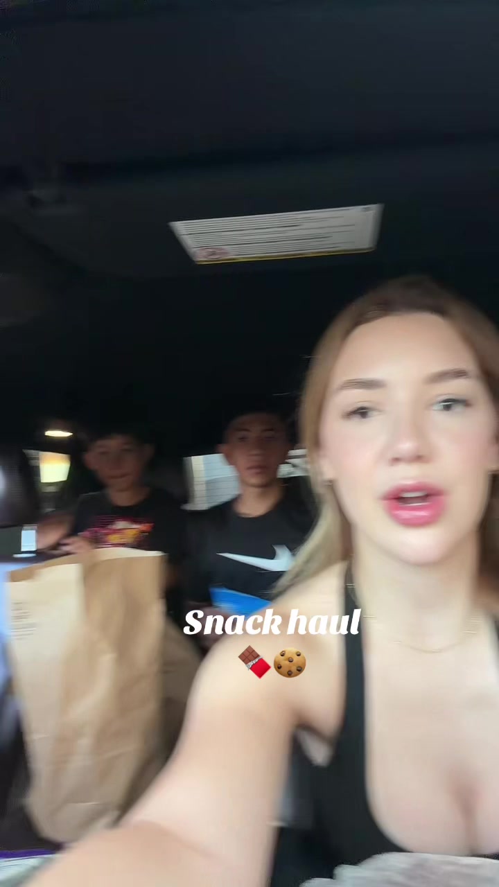 @Vee🤍