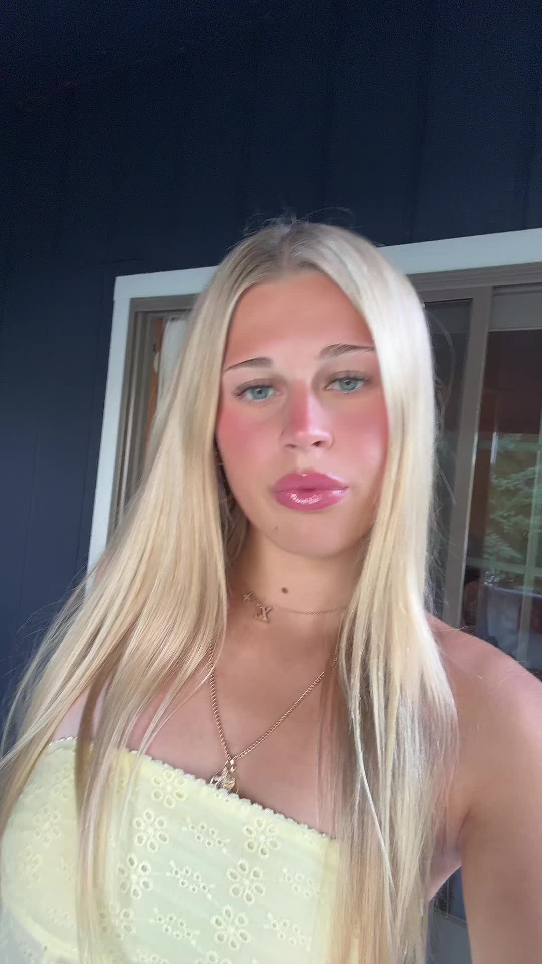 @sophia