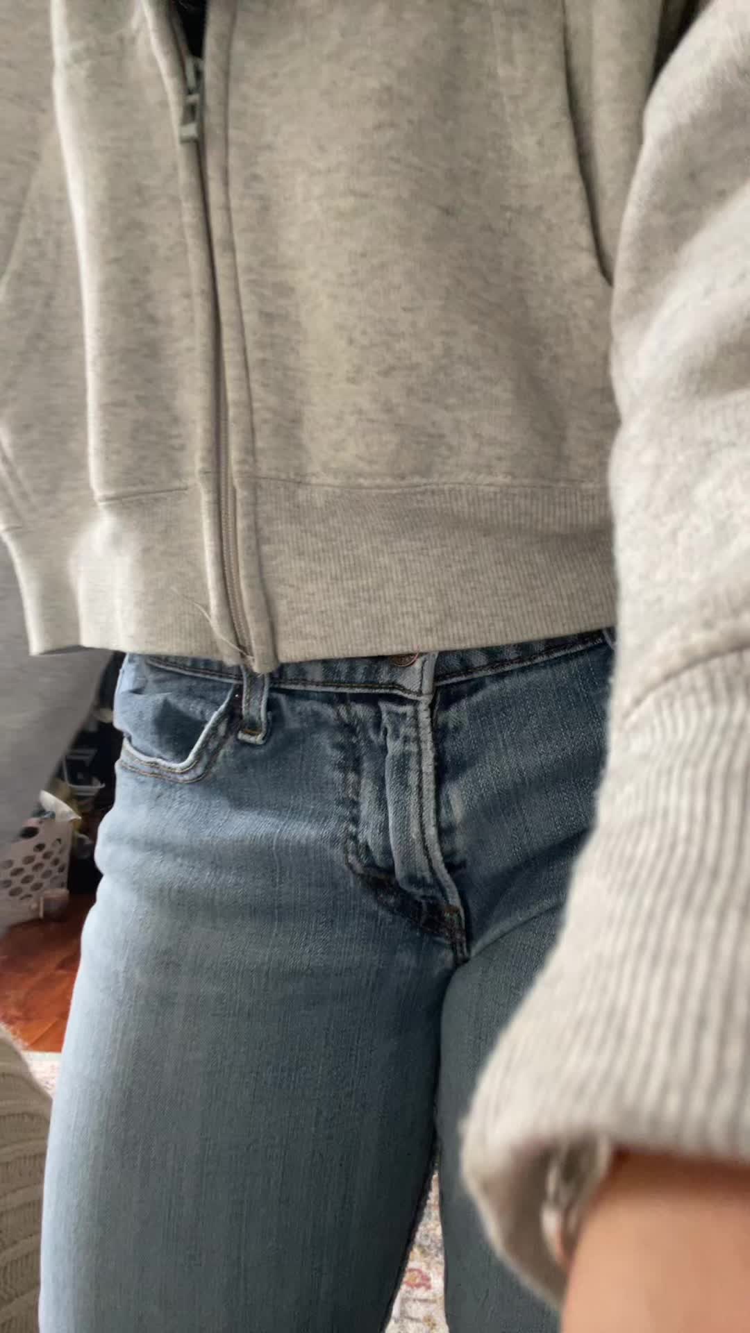 @Moogzy