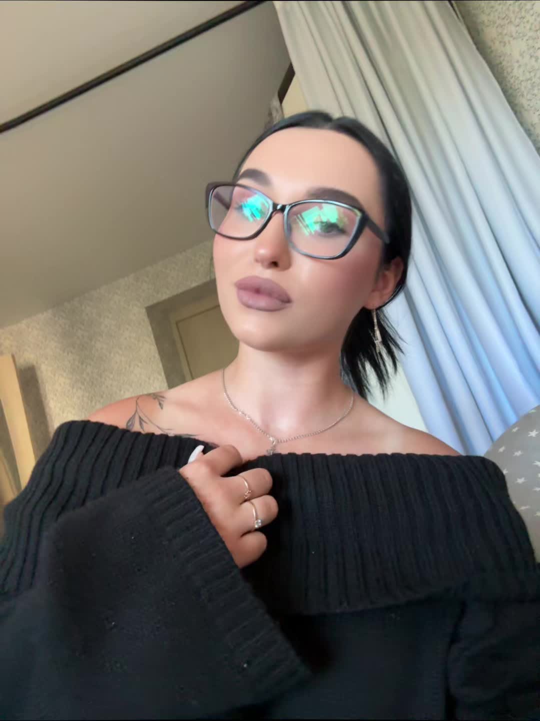 @aveloriaa