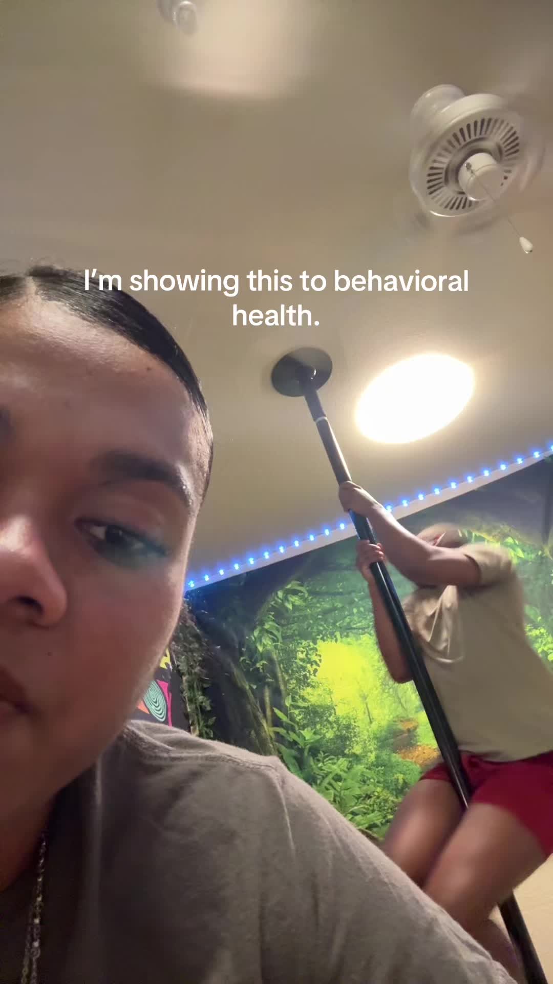 @️