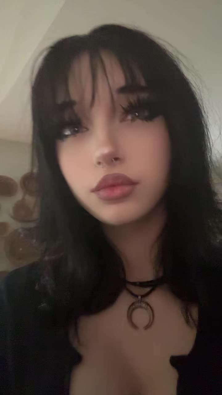 @zilla🦇🍁