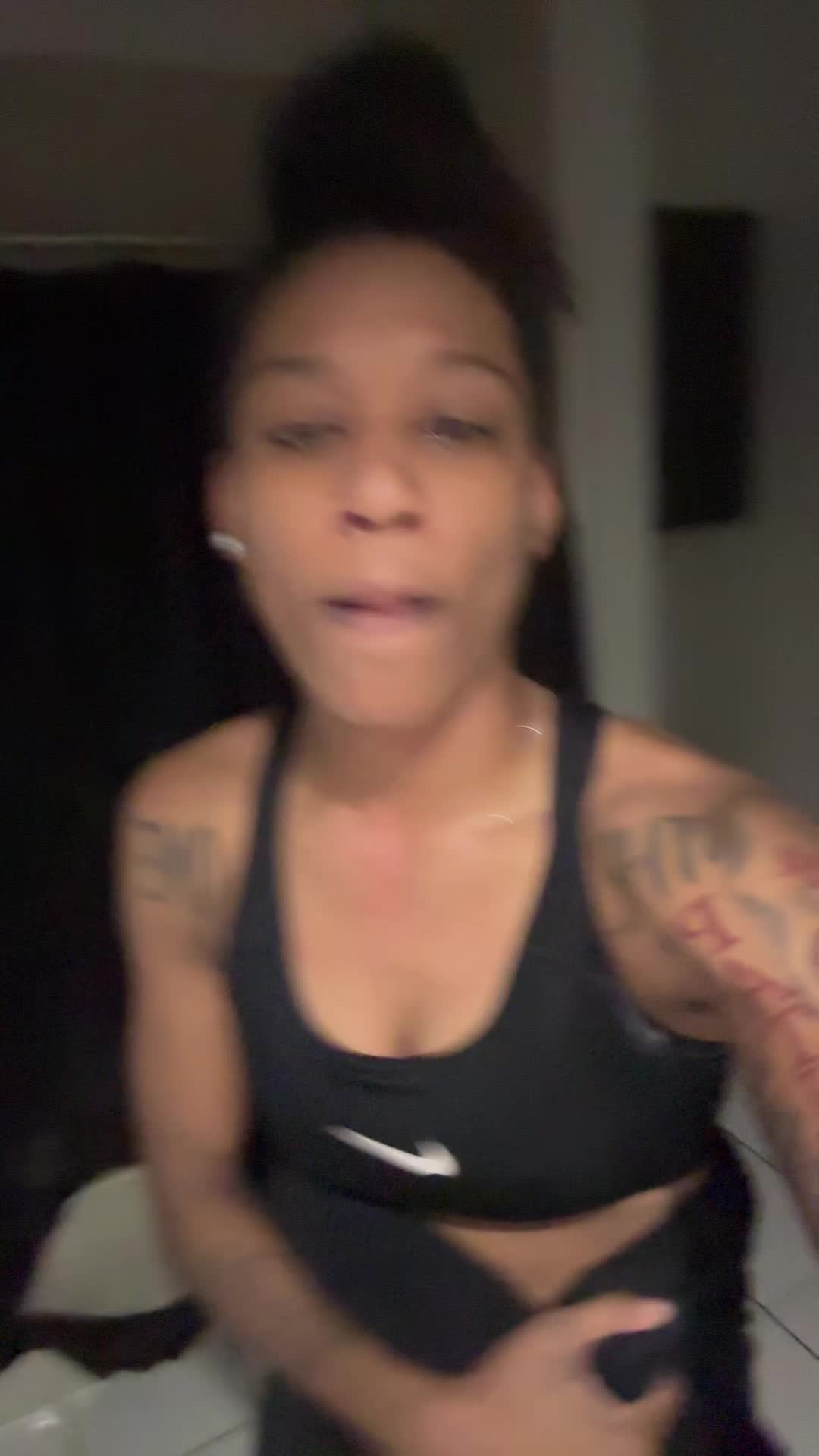 @Imd1nayah