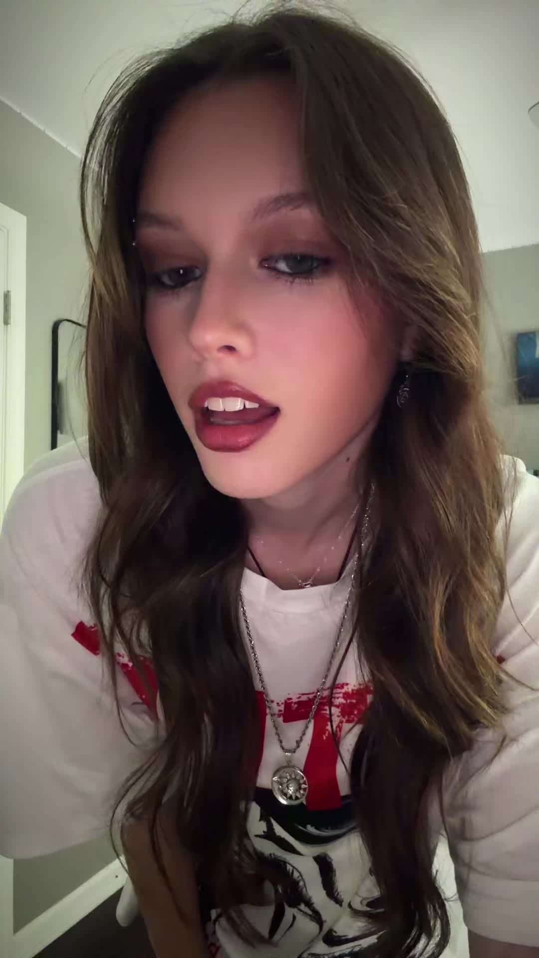 @ella rose