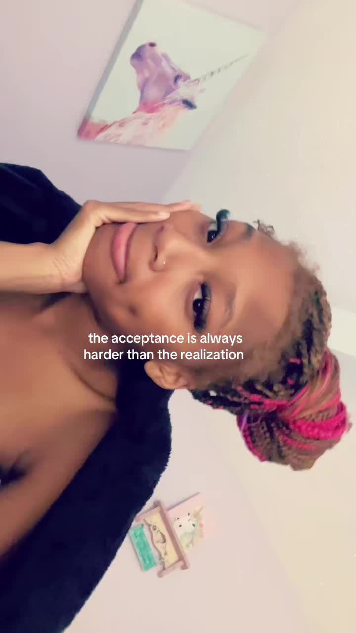 @whoiskori?