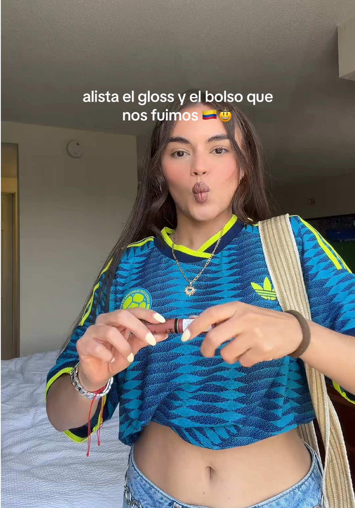 @Camila