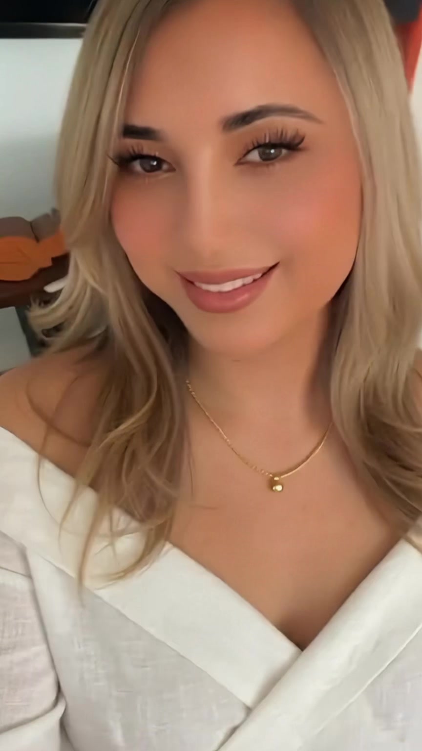 @Rosita