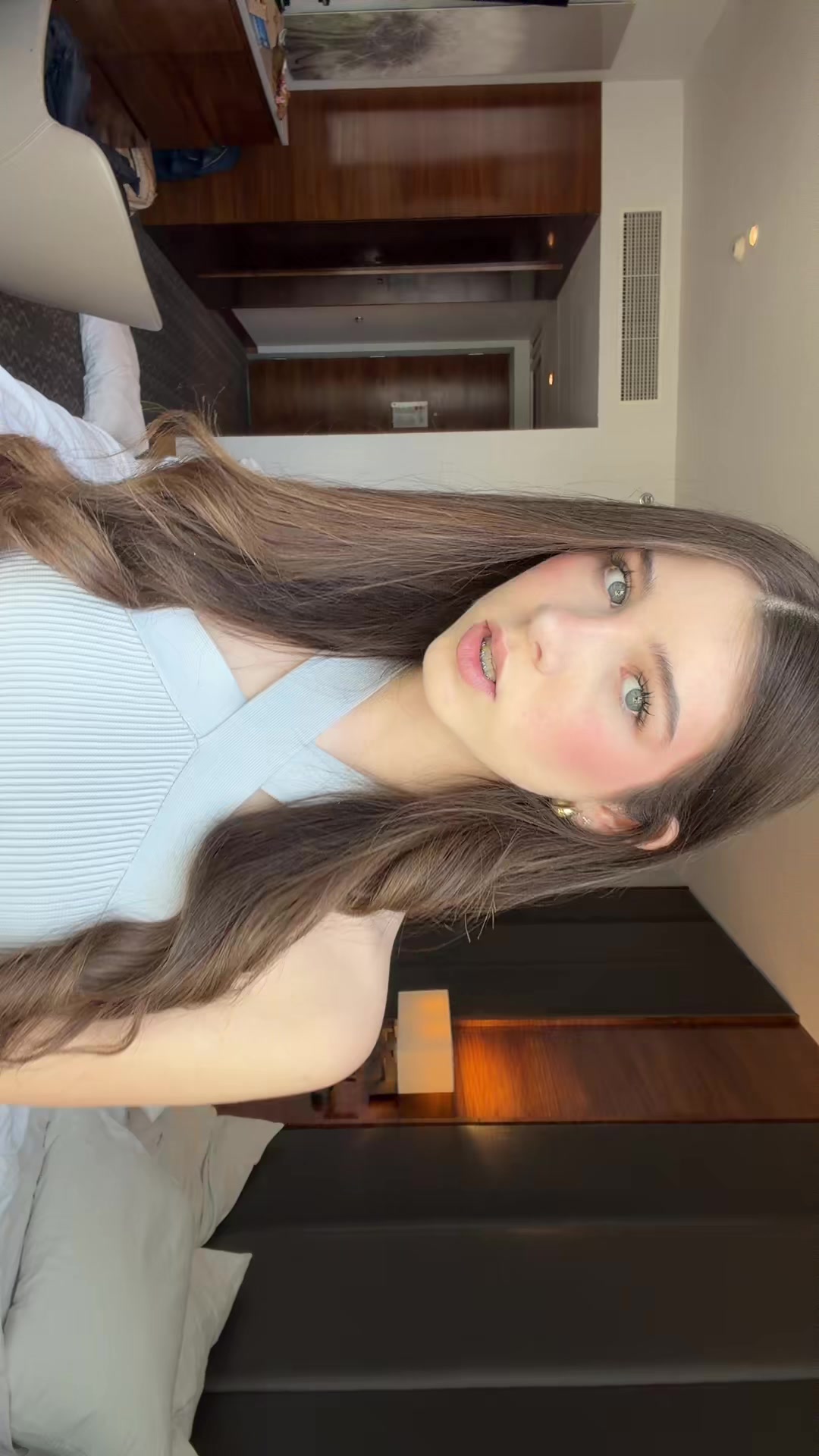 @Moni