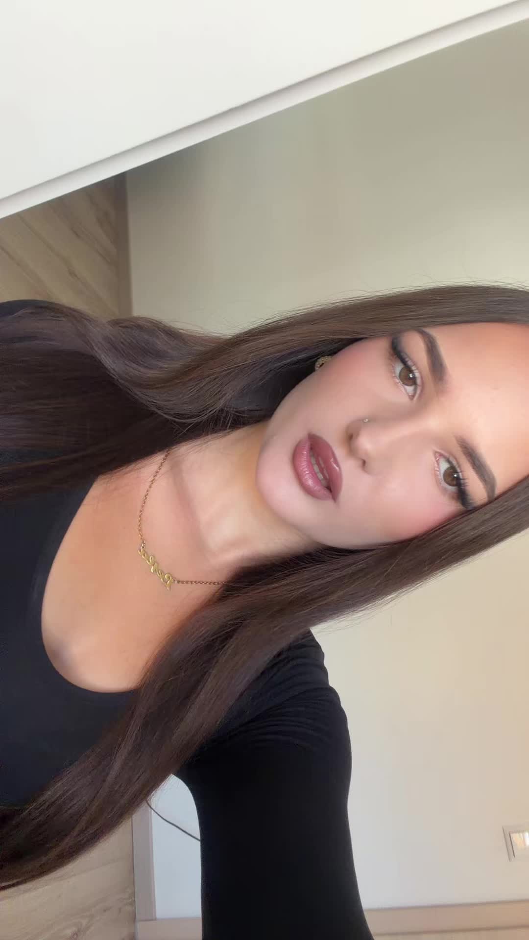 @𝐋𝐕