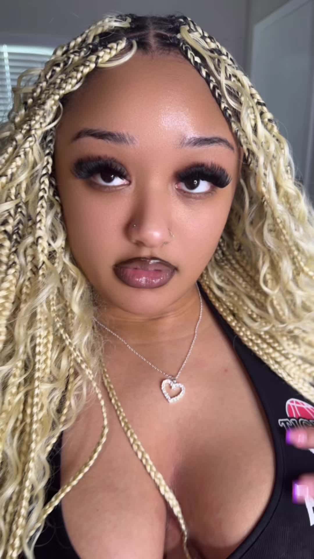 @It&rsquo;s SIMONE to you b!tches