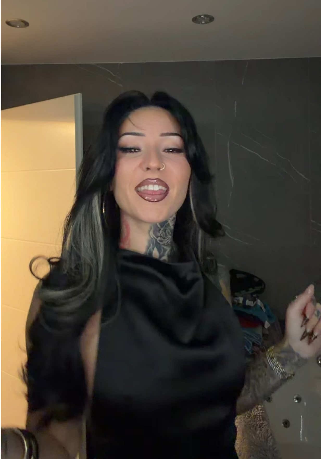 @Celominati