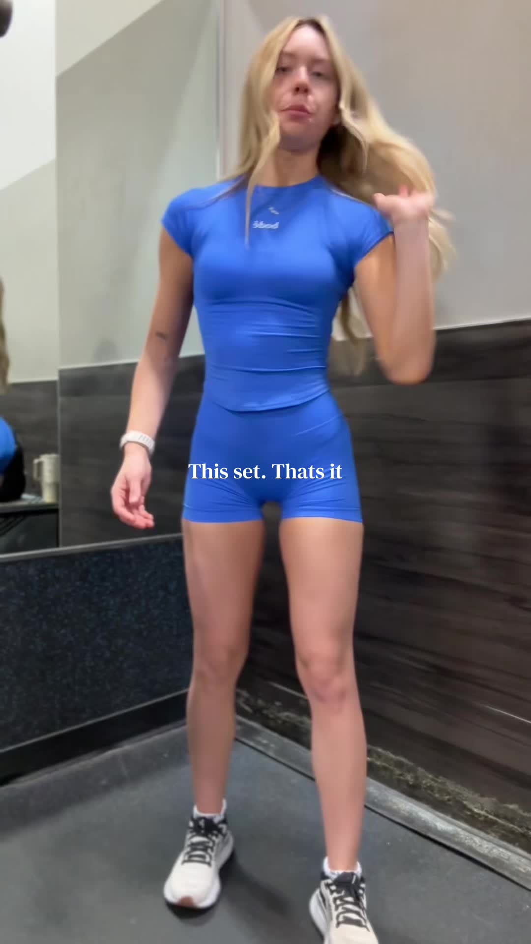 @Alyvia