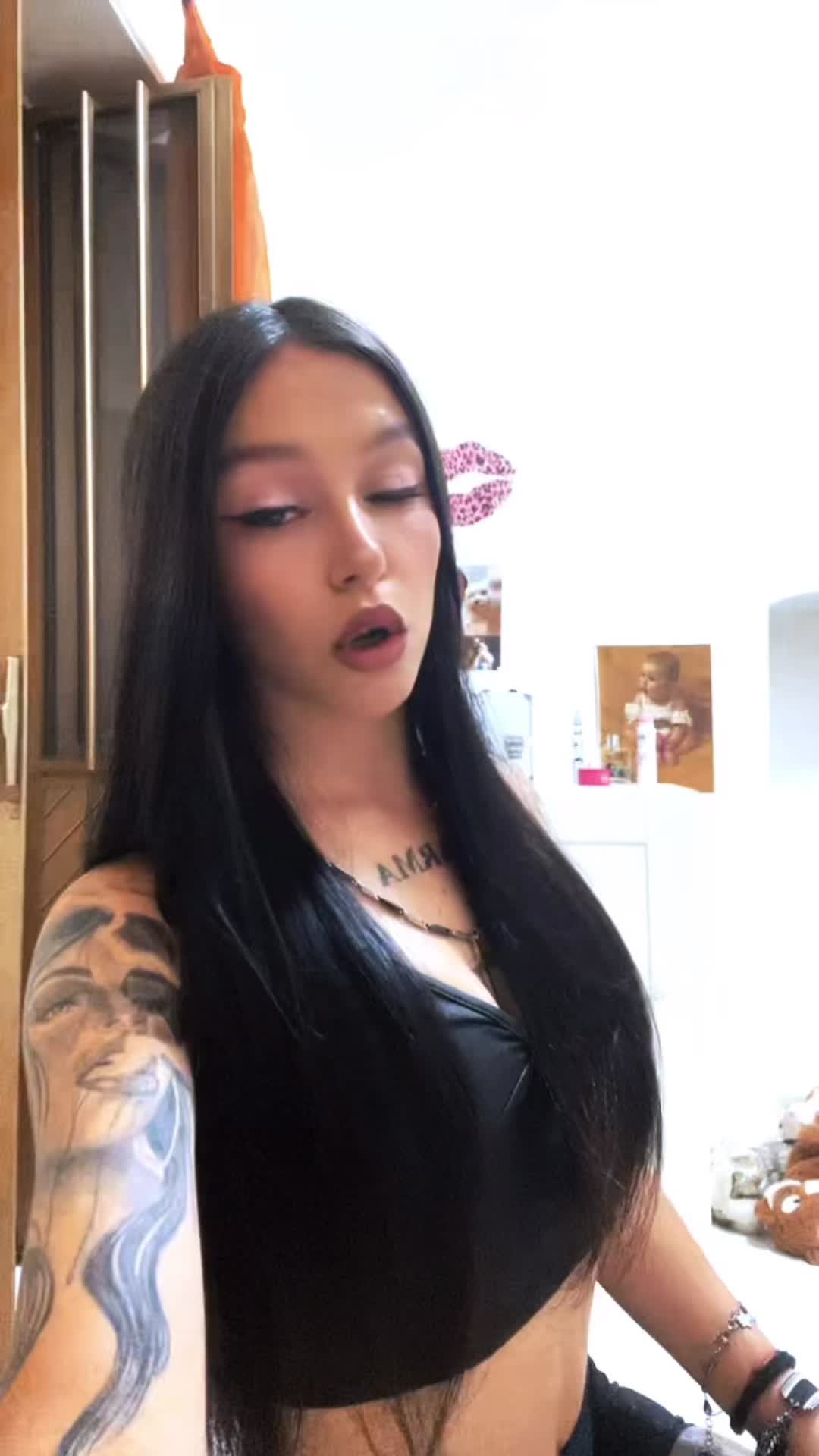 @Mary🐺🌹