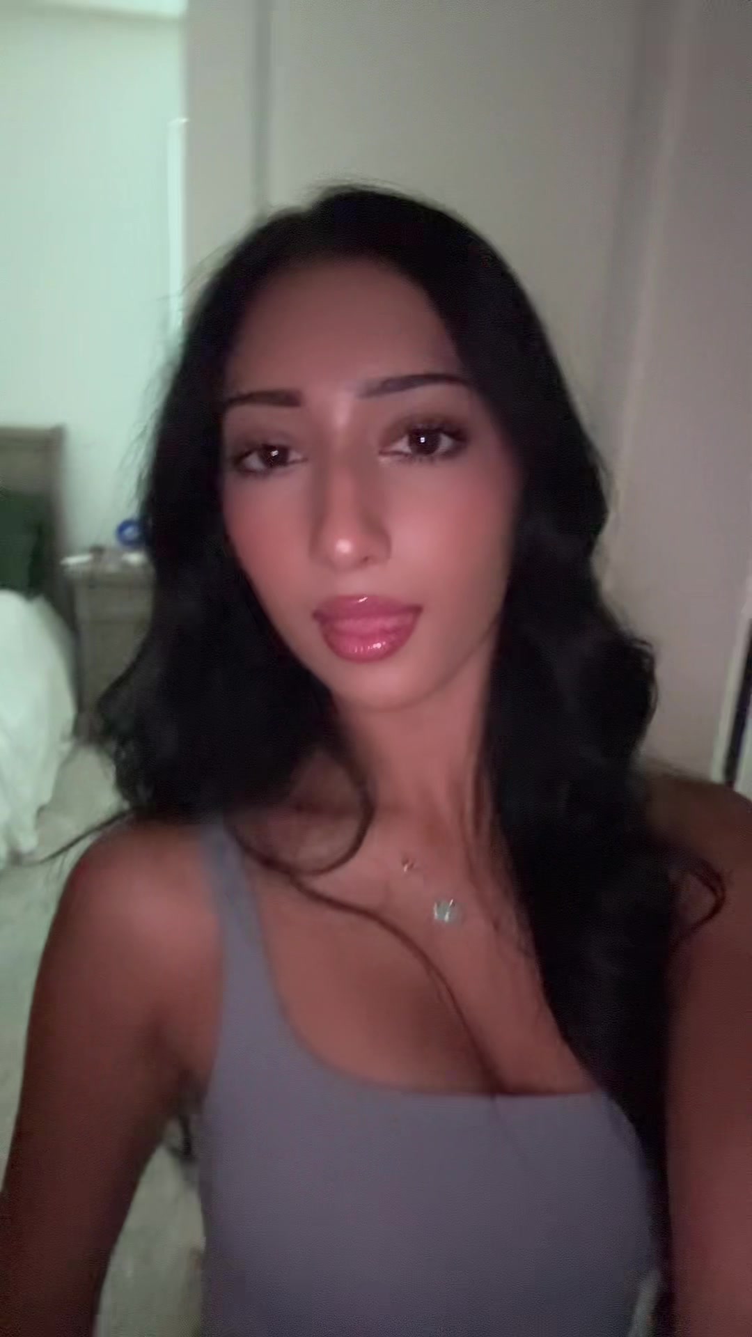 @momospersonalshopper