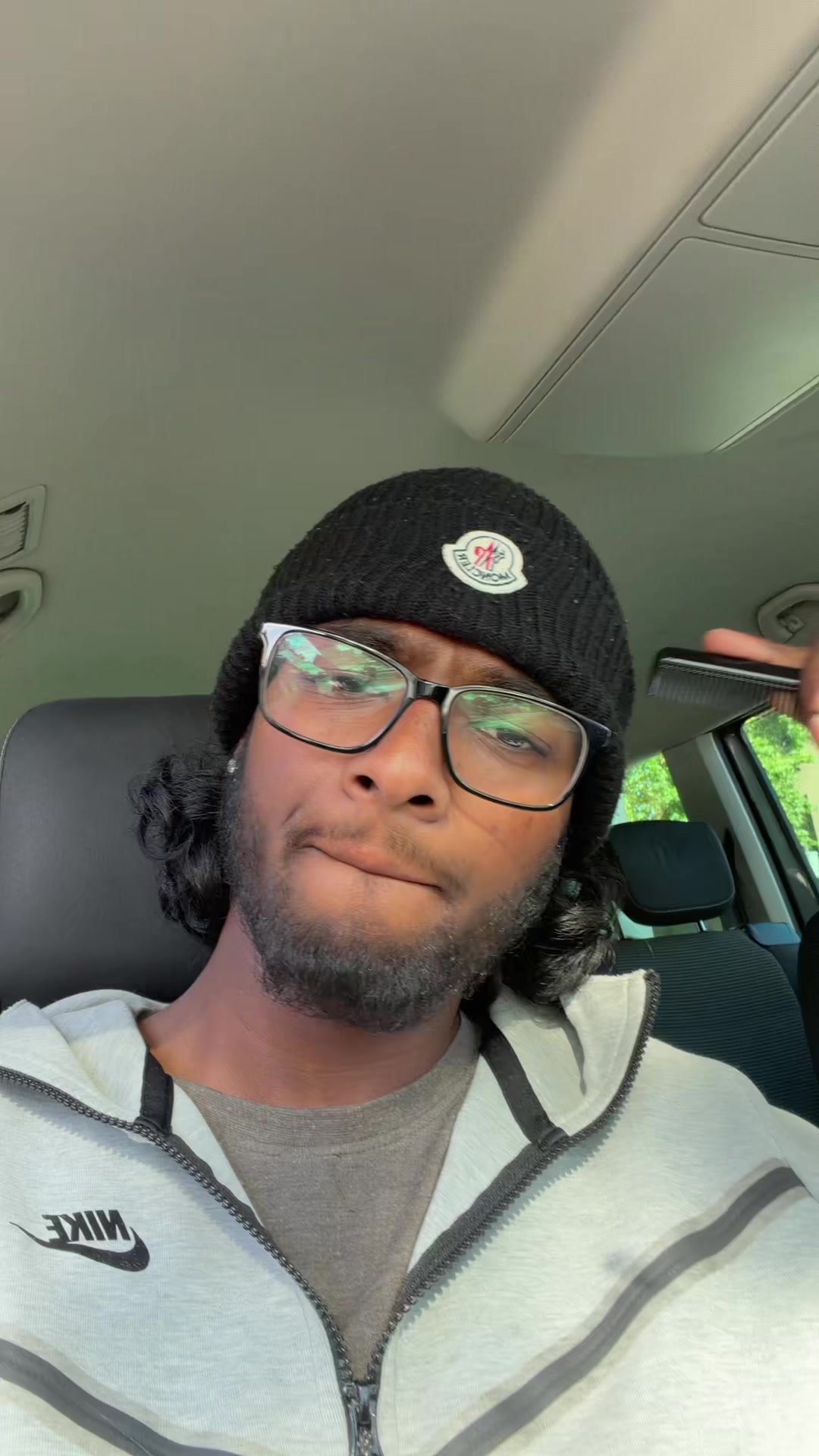 @Mrblackvest