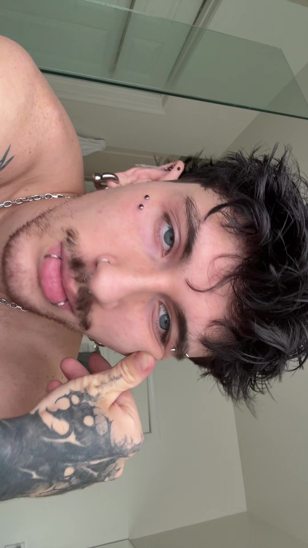 @Unloched