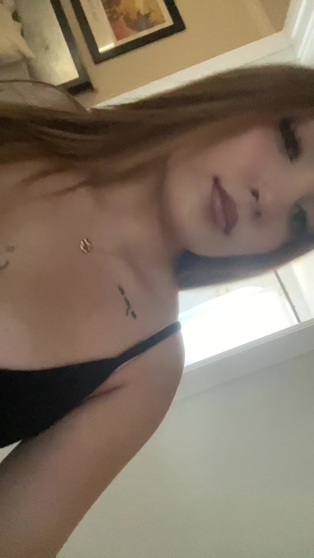@Julieana