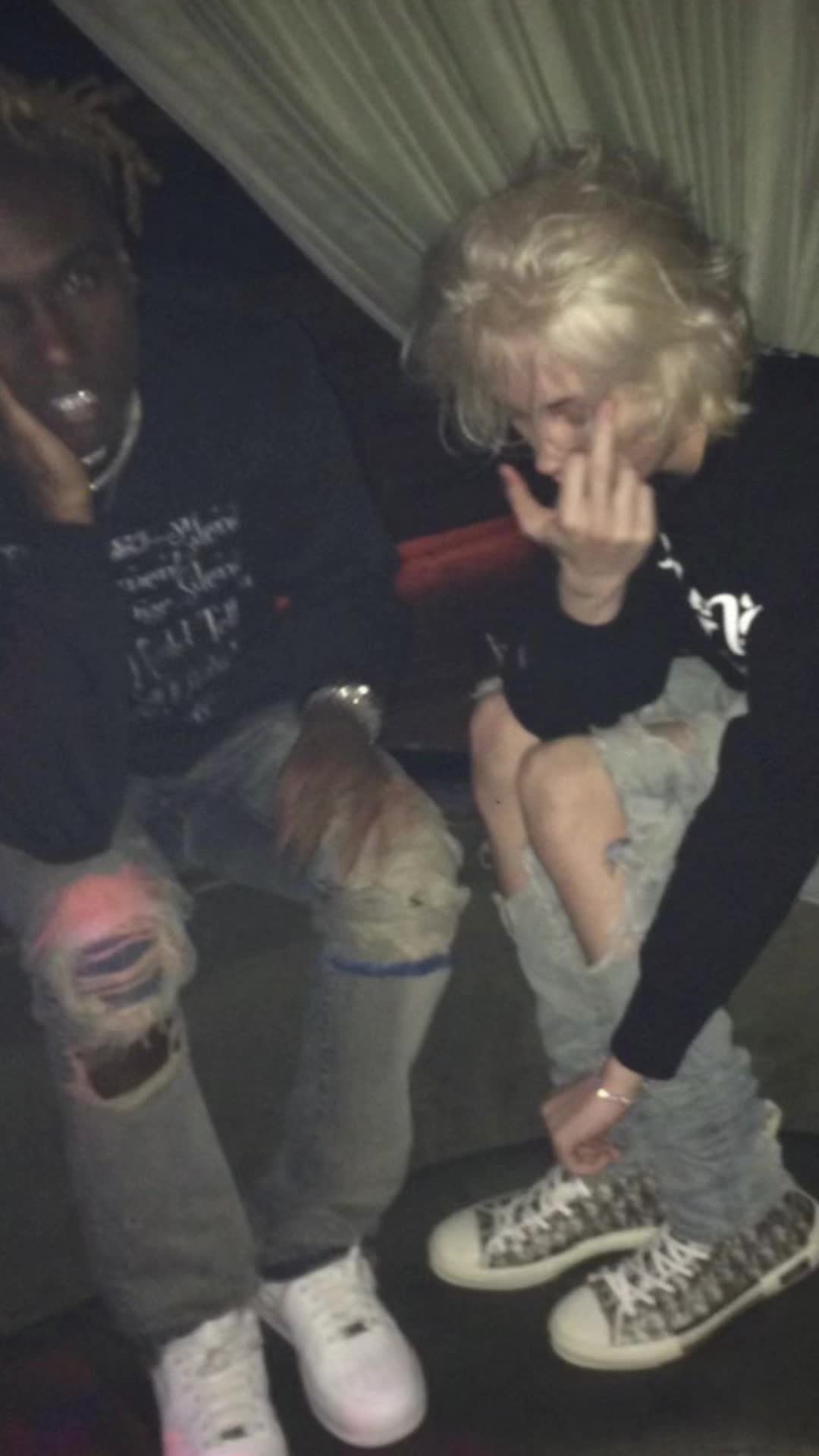 @+