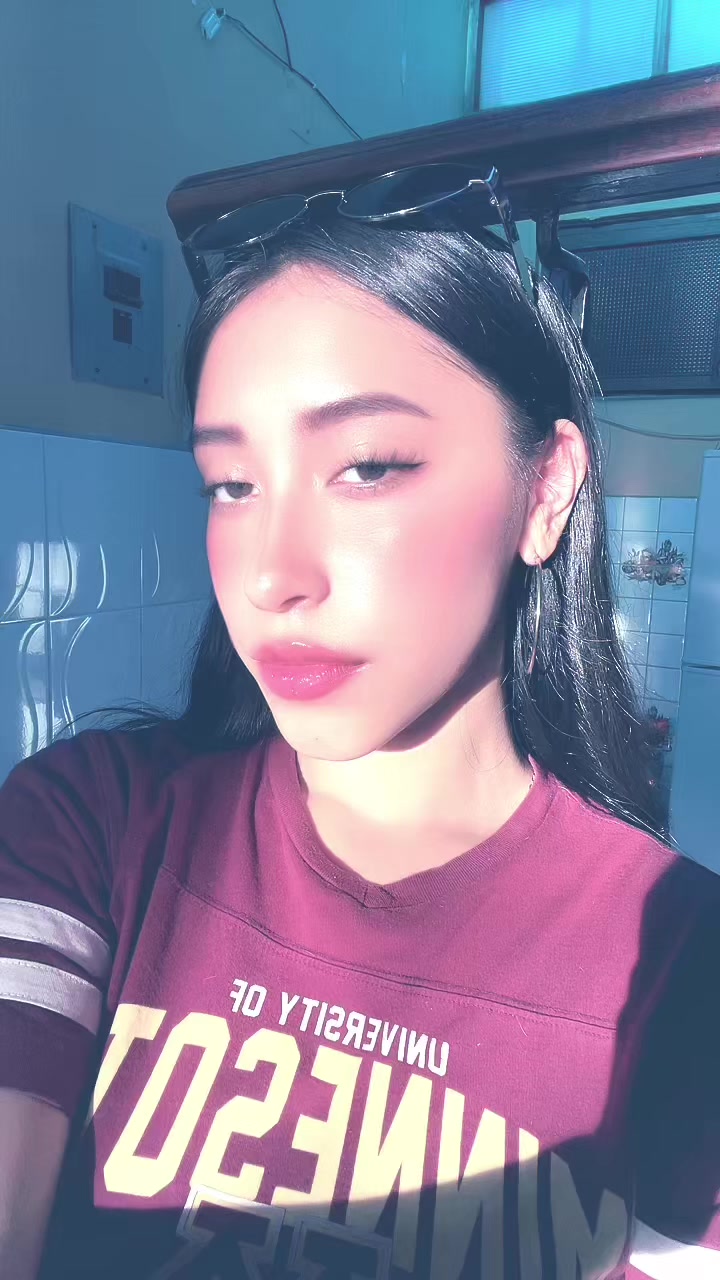 @anniedayane