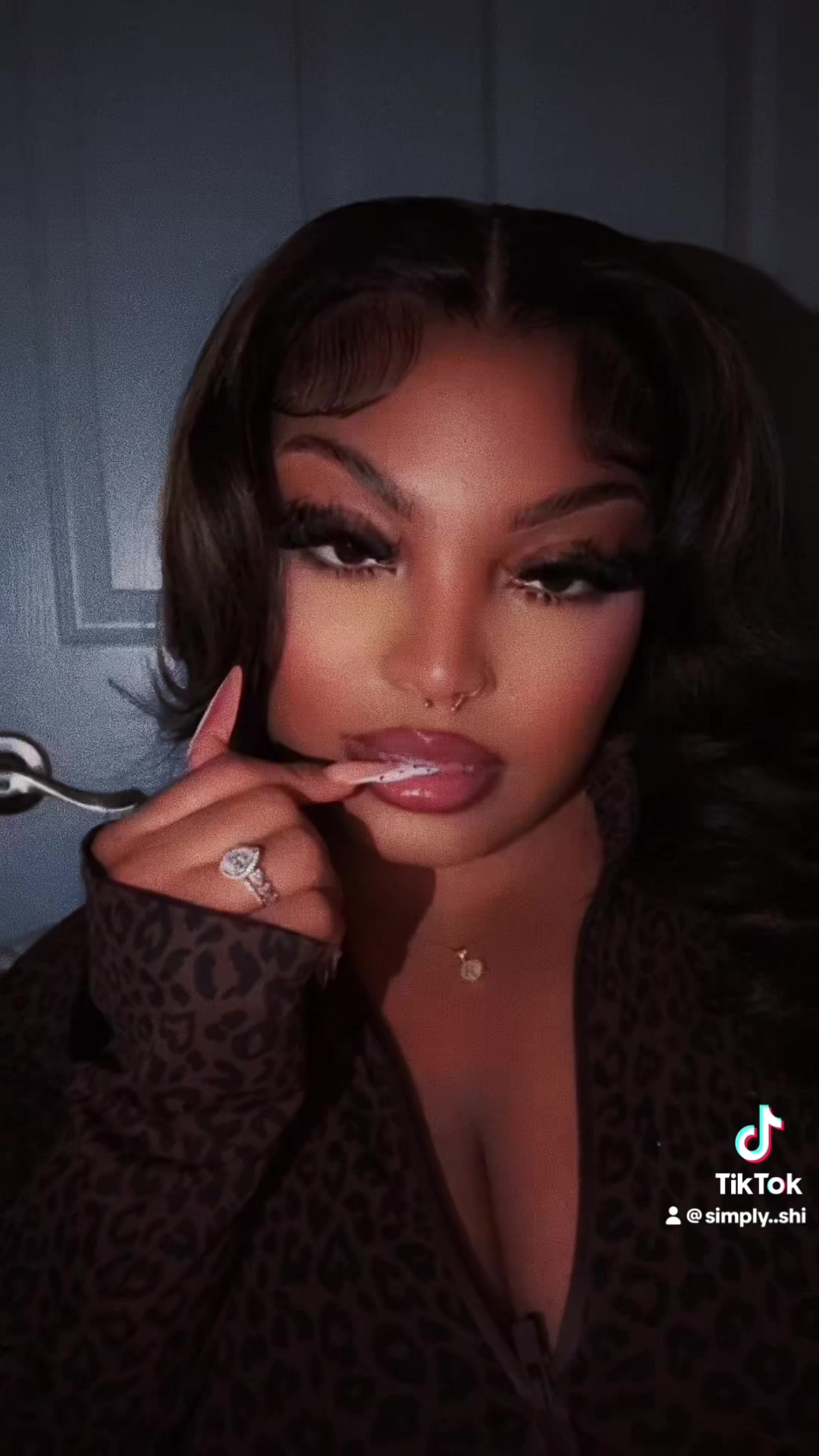 @Simply.shi