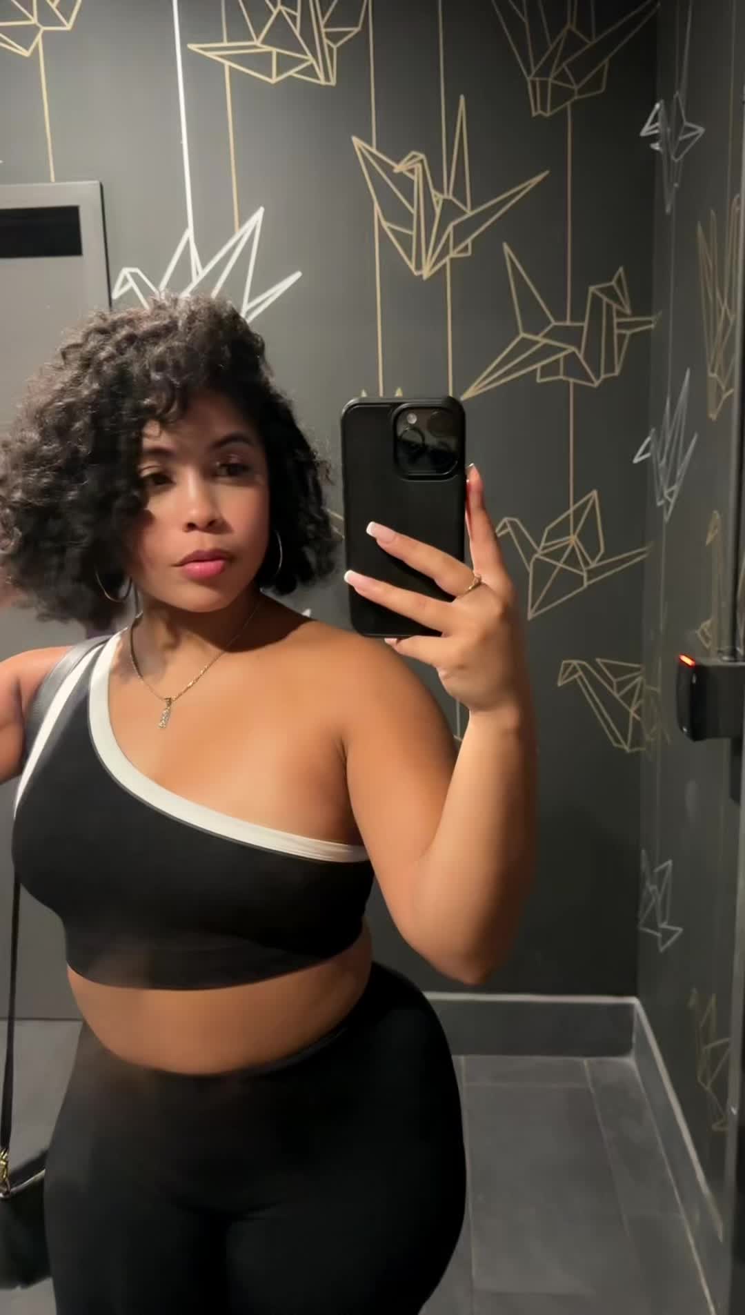 @Miss Bria Loren