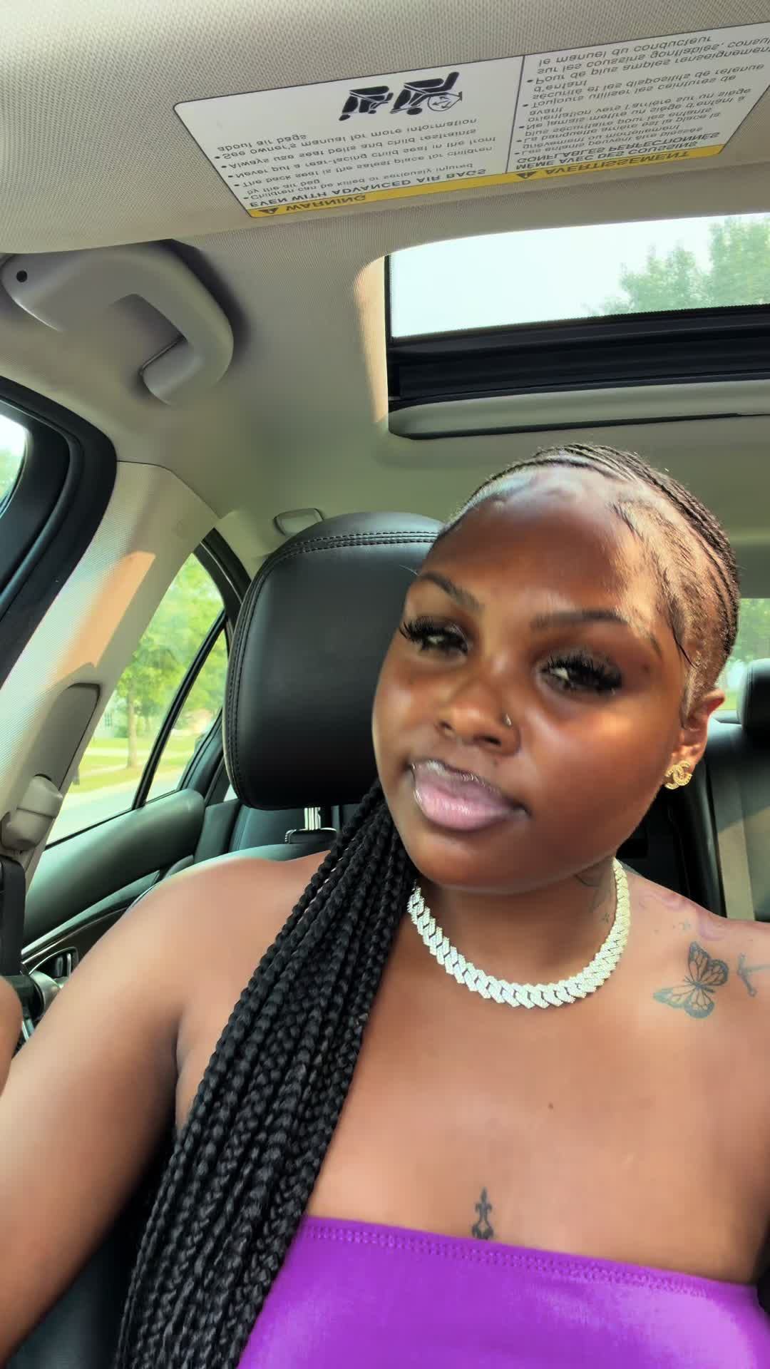 @Bri3