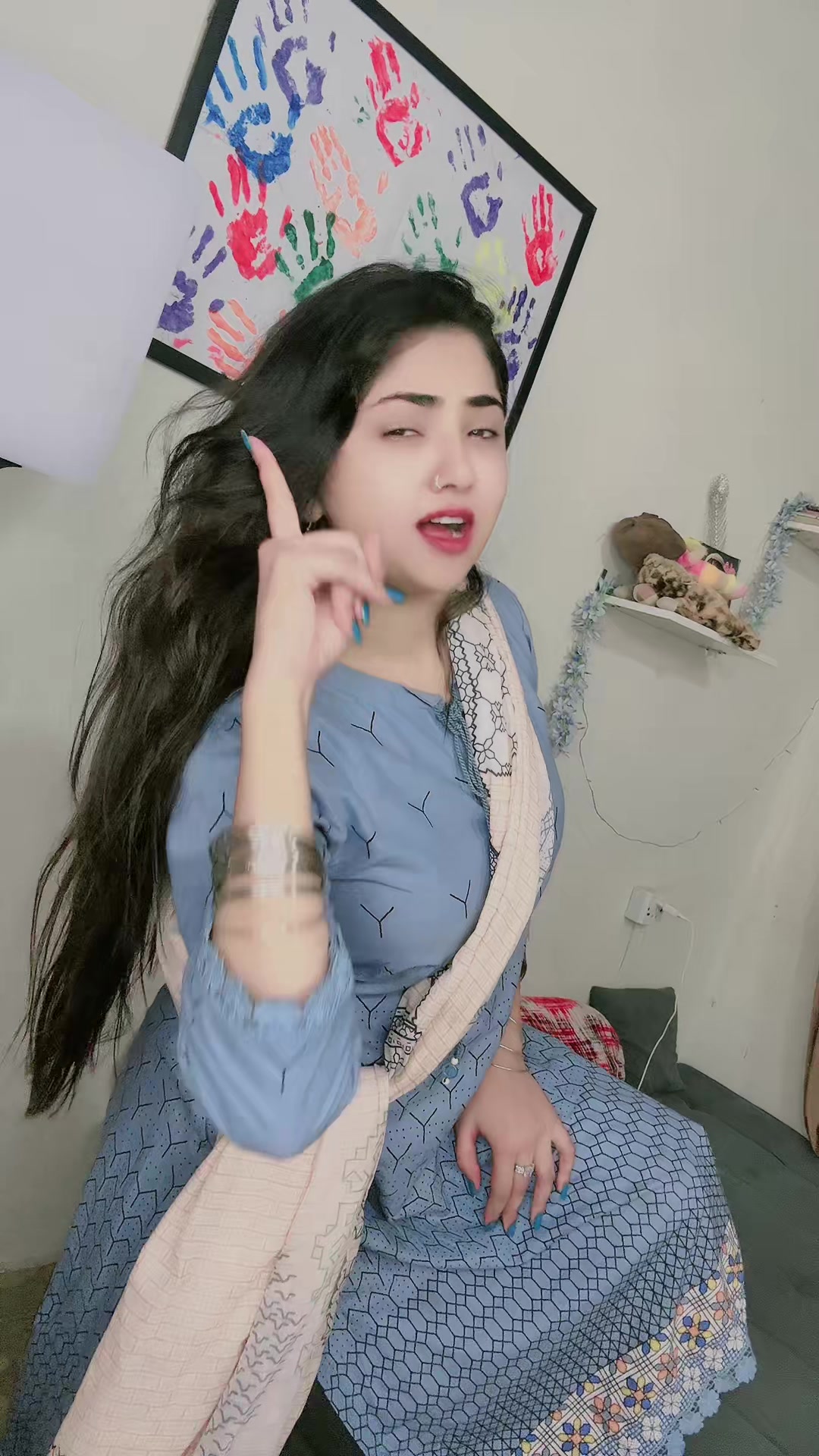 @Titly🦋