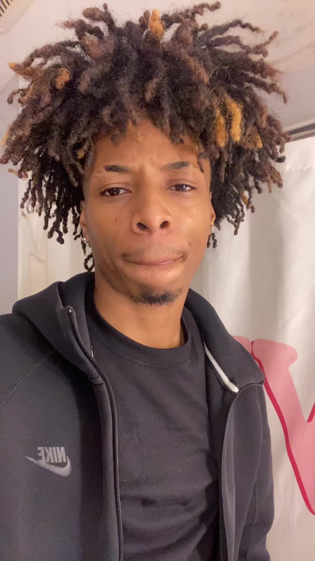 @3