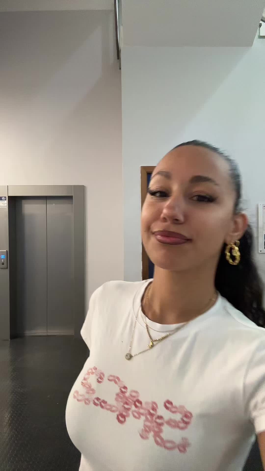 @zamyra🇨🇺