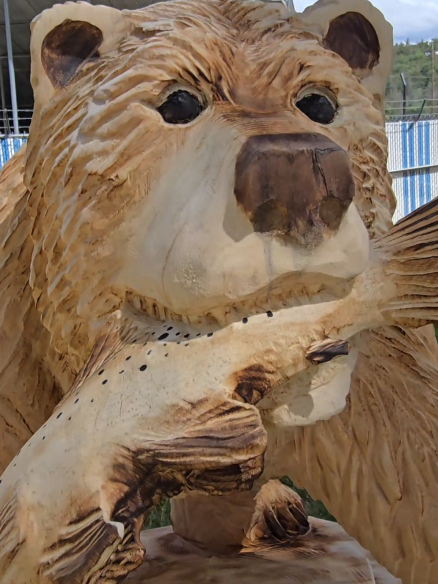 @Grizzly Artwork Carving's