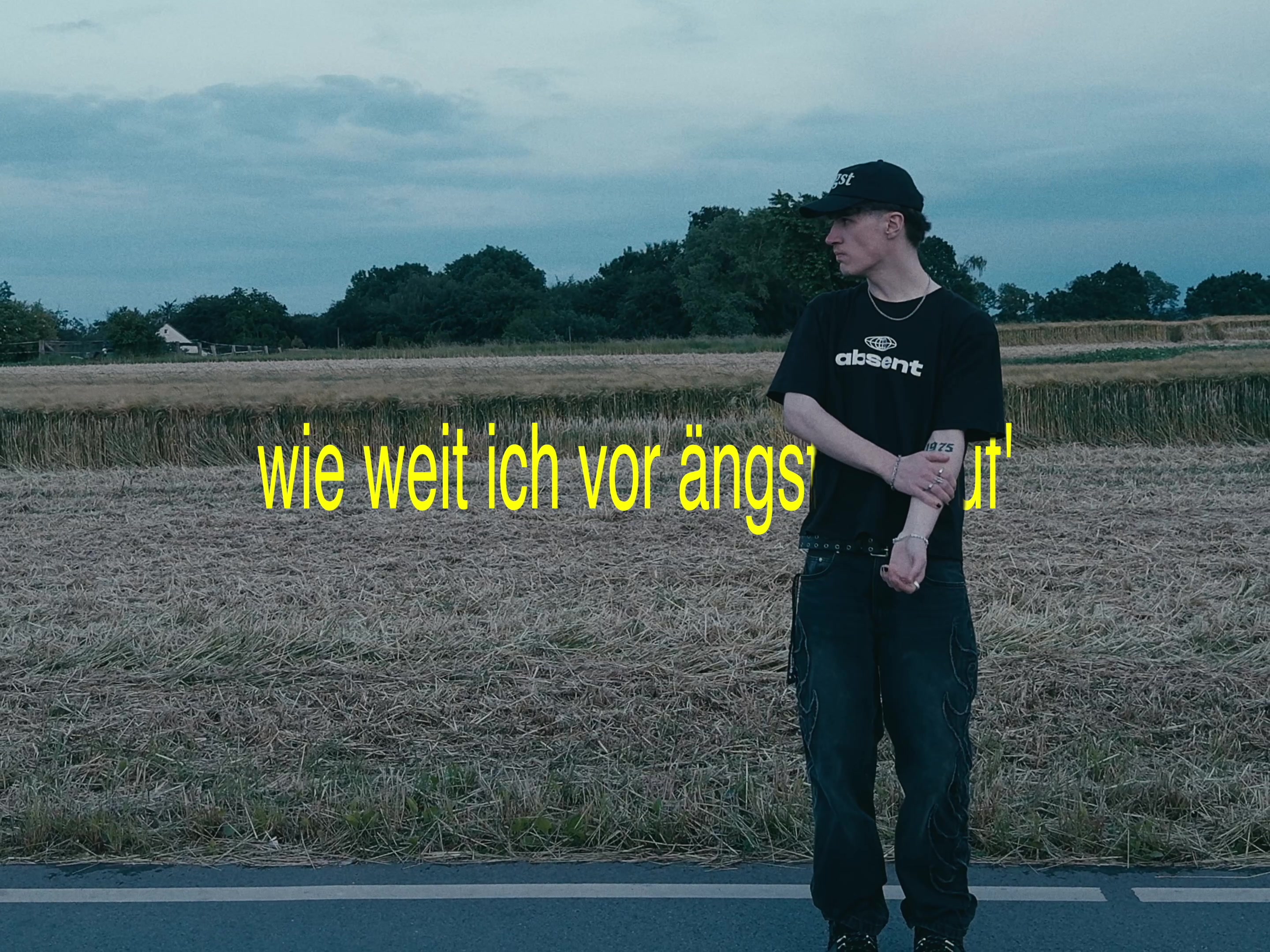 @♱