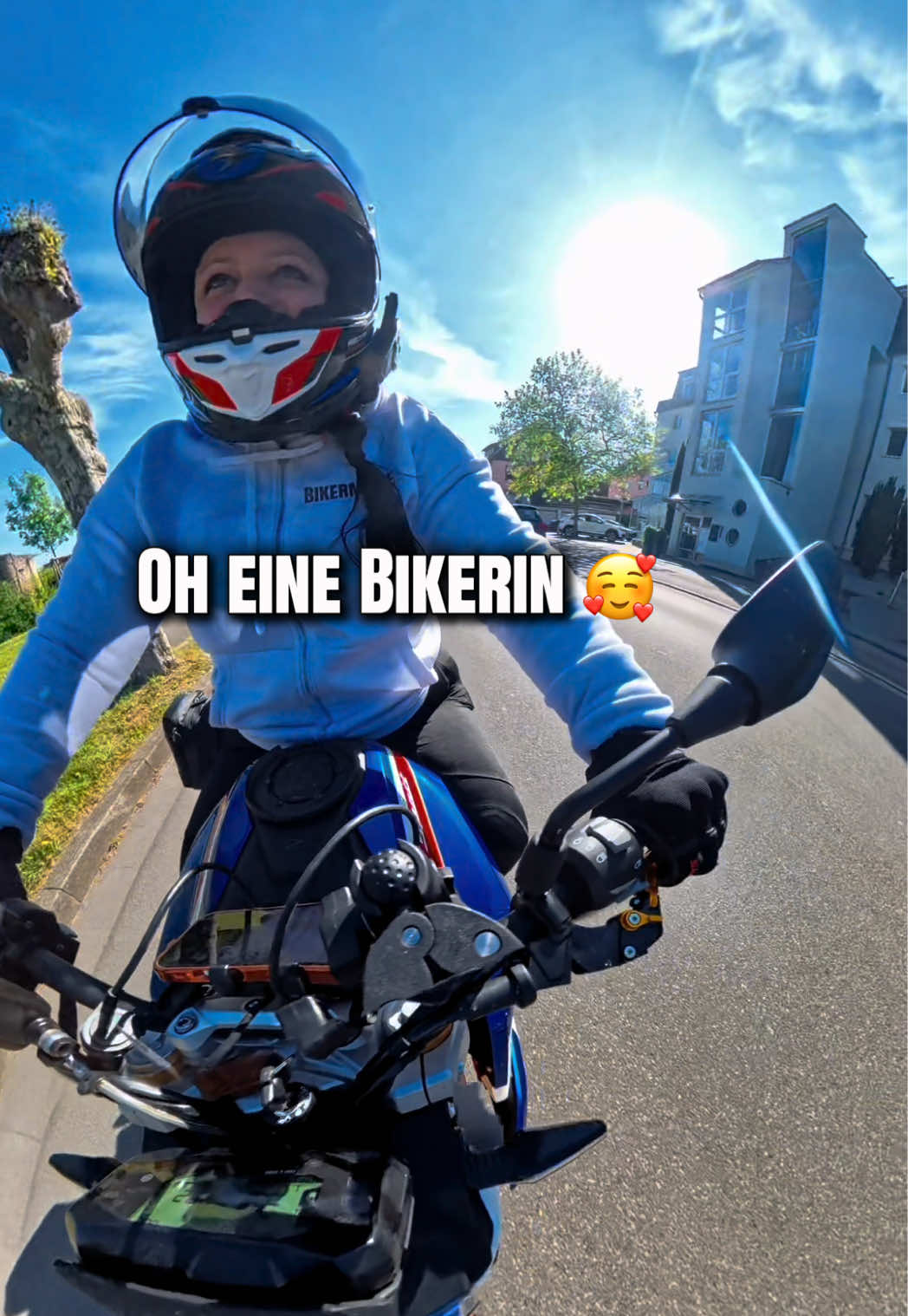 @BikerMeike🦋