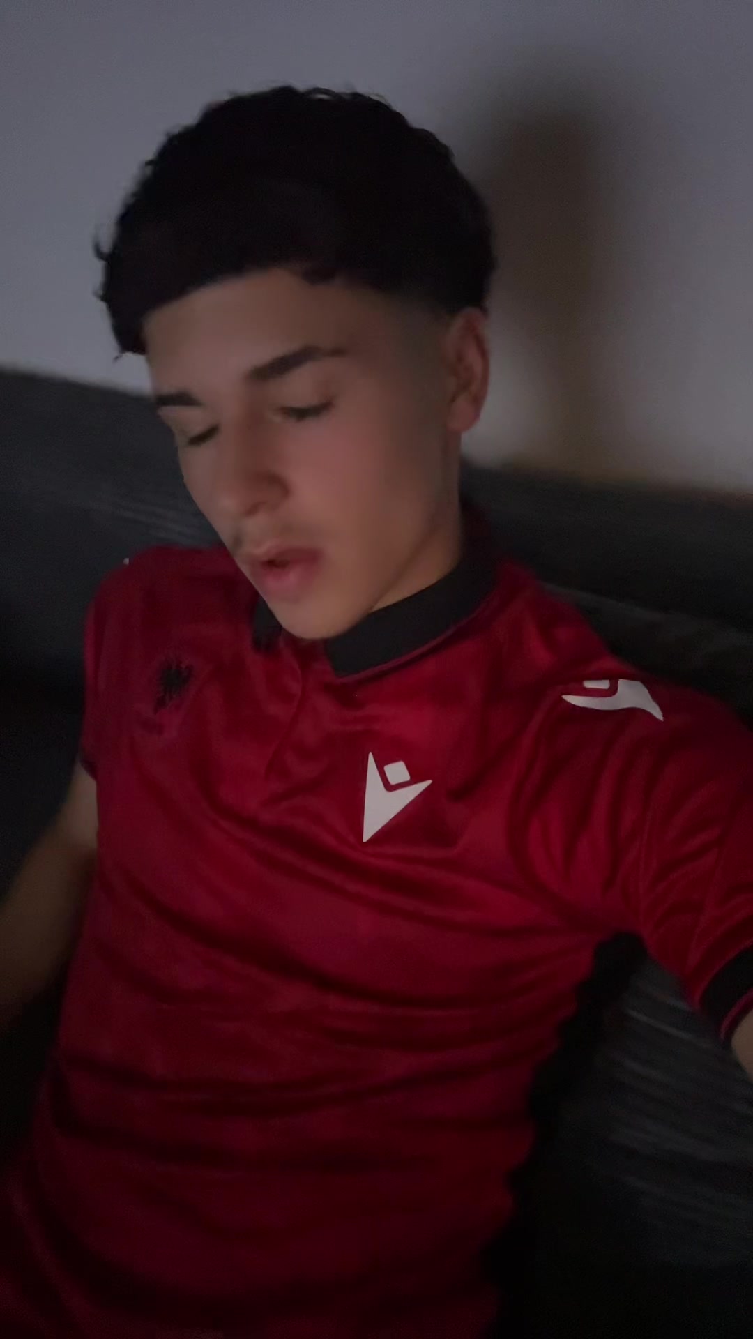 @LA🇦🇱