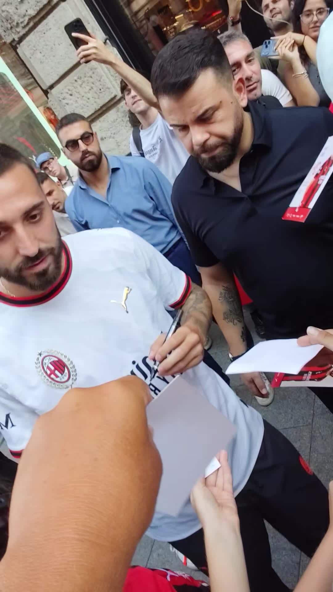 @che &eacute; ciucciecccio?🤍🩵🇮🇹