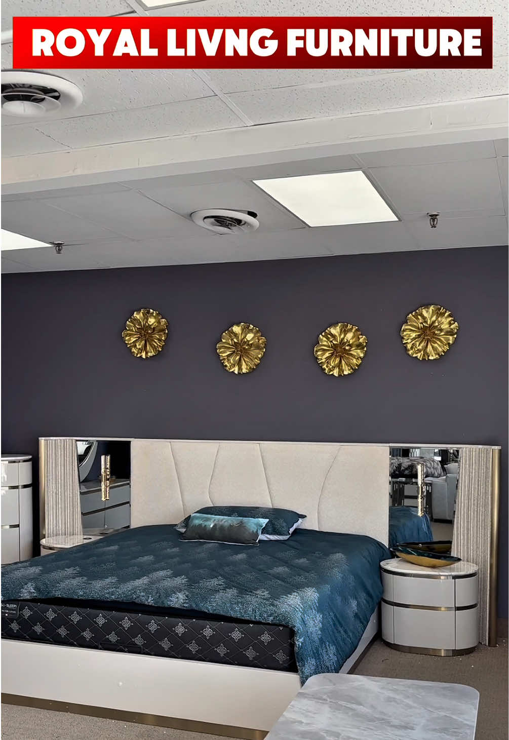 @Royal living furniture