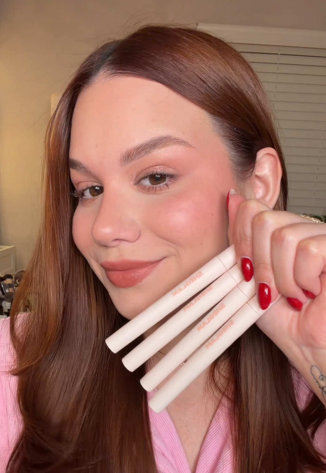 @Angela María