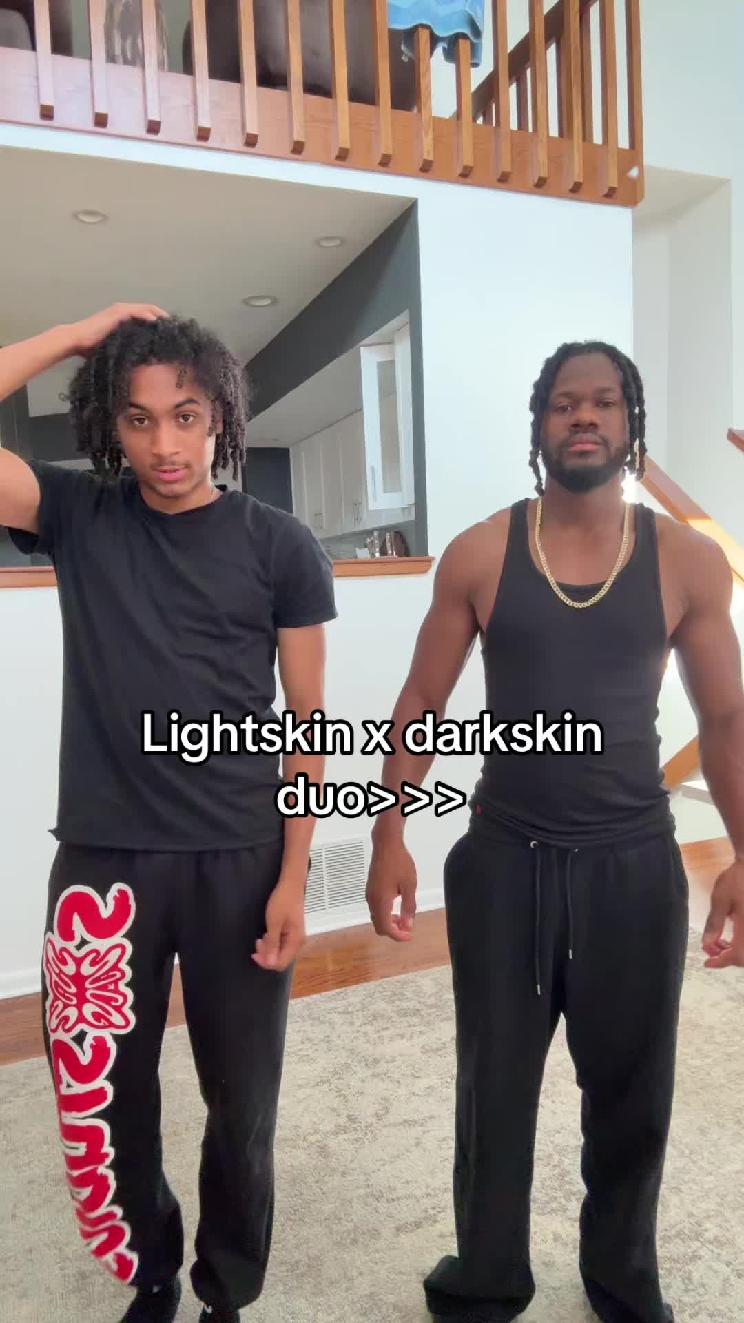 @alex_