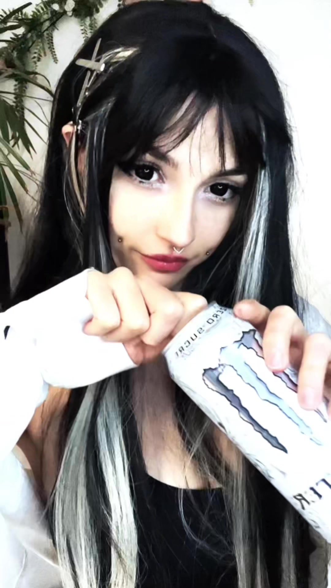 @spookydollie_