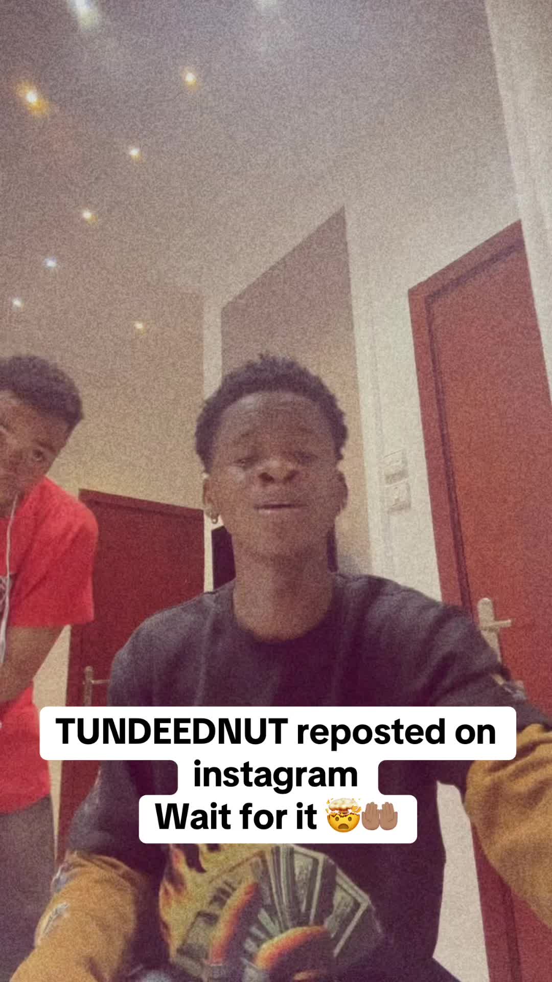 @Eizzyboi 💫AKOLADE 🌍