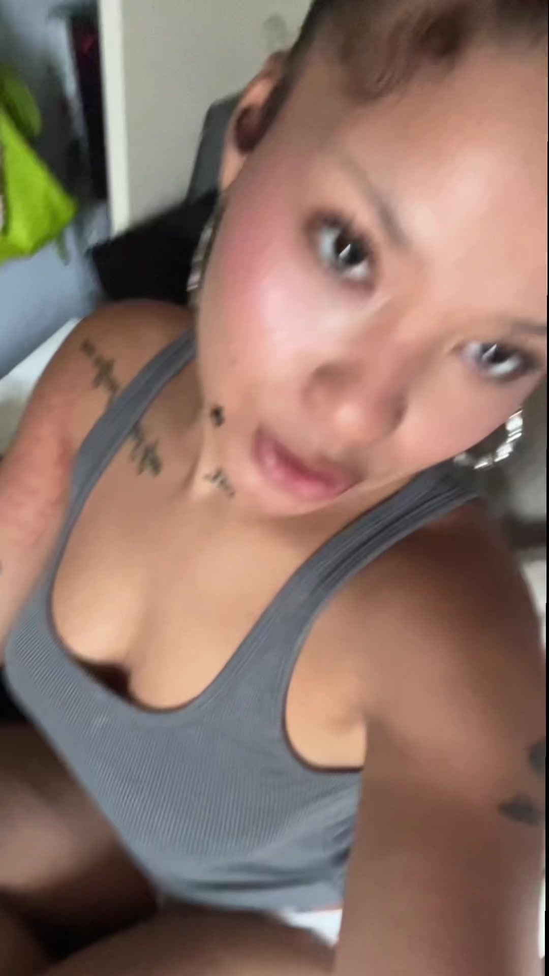 @urgirllovesmyswag