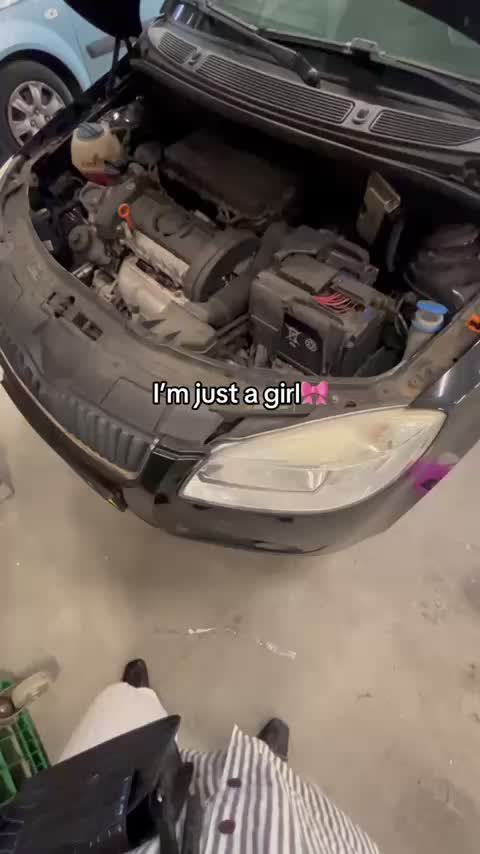 @๐๐ง๐๐ ๐๐ฃ๐๐๐ก๐ก๐๐ฉ๐๐